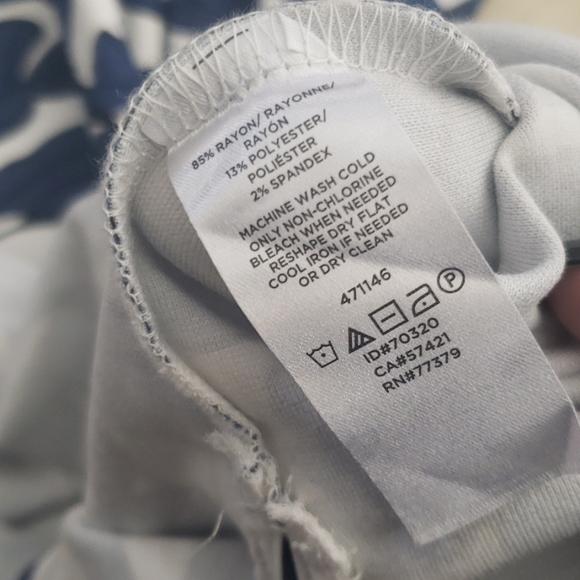 Ann Taylor Top NWT - Picture 4 of 7